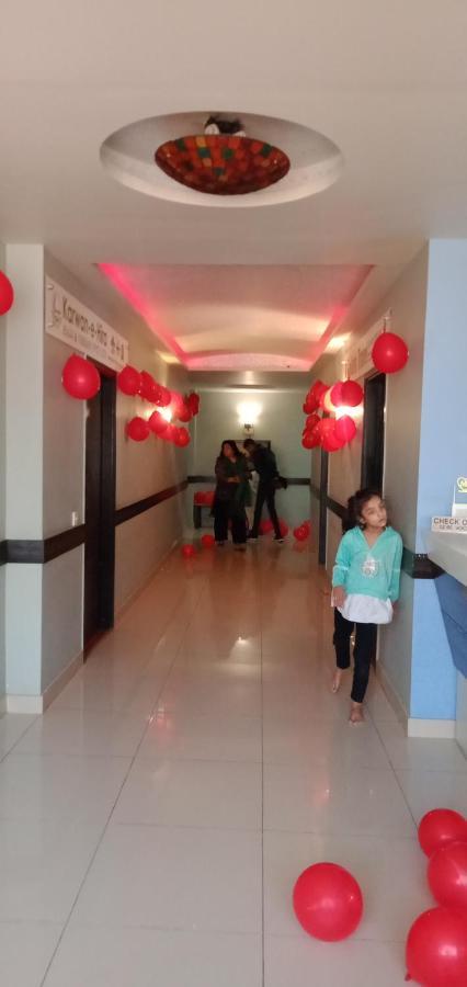 Hira Guest House Karachi Exterior photo